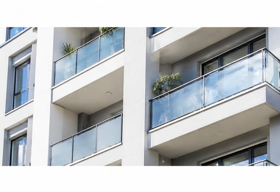 Fachada con sistema de aislamiento térmico exterior